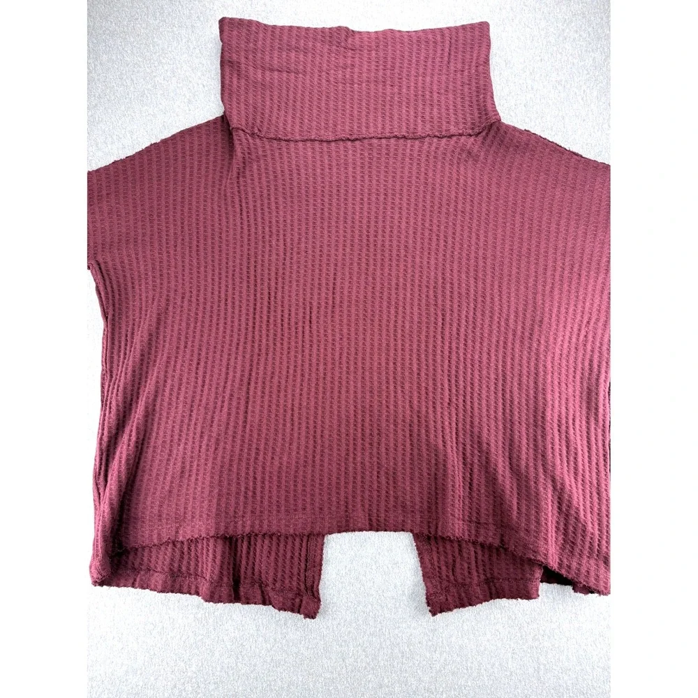 Free People Long Sleeve Womens M Thermal Waffle Knit Crop Top Cowl Neck Plum NWT